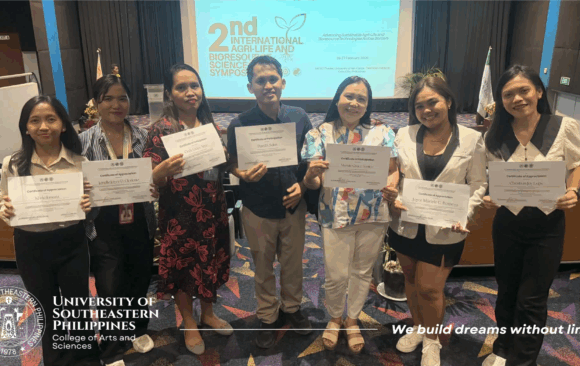 USeP strengthens international research presence through biology presentations at USC symposium