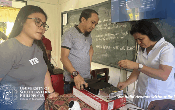 7 USeP-College of Technology Empowers Molopolo Community Through Hands-On Electronics Training!