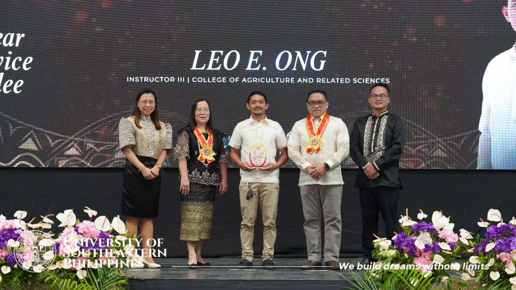 16-1-1024x576 USeP personnel service, excellence honored at GSAC, FEA