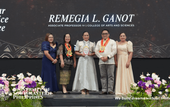 44-1024x576 USeP personnel service, excellence honored at GSAC, FEA